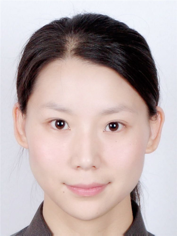 叶桃春区长.jpg 叶桃春区长.jpg